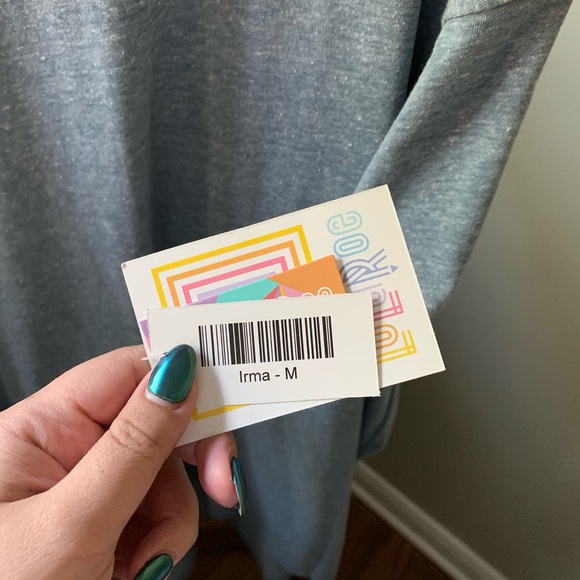 LuLaRoe Irma Size M - Picture 3 of 4